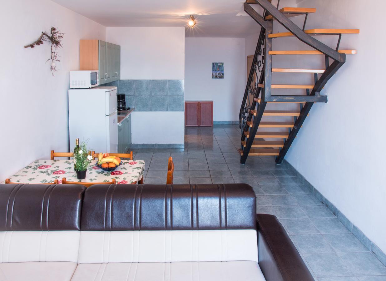 Apartment Stana Novi Vinodolski Exteriör bild