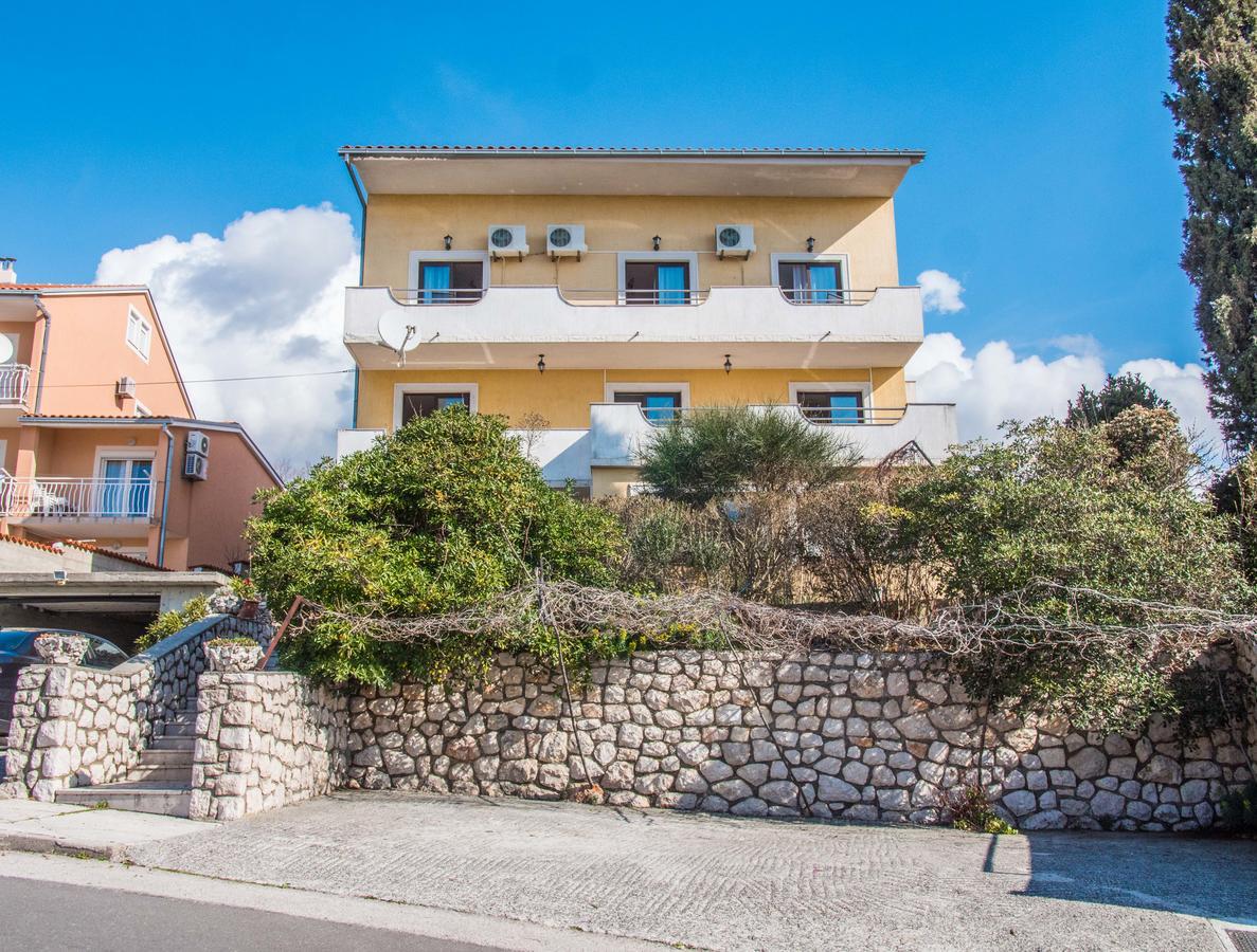 Apartment Stana Novi Vinodolski Exteriör bild